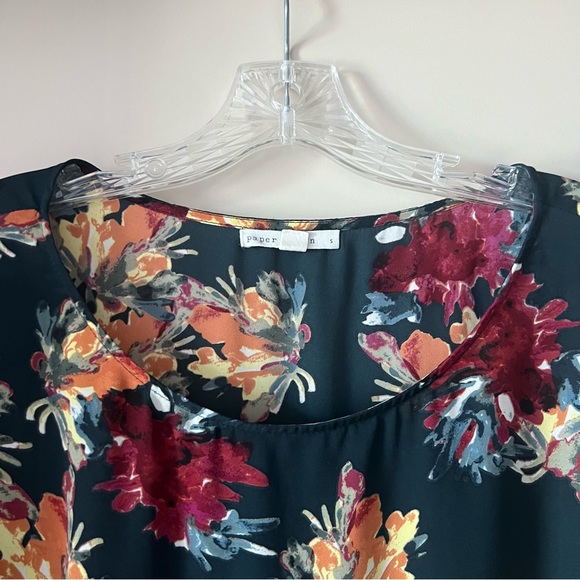 Paper Crown Blouse EUC - Picture 2 of 5